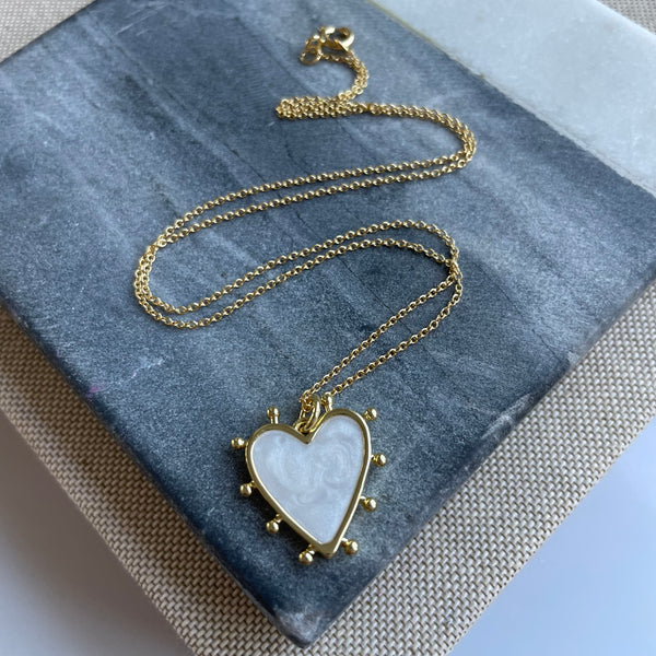 Creamy Heart Necklace